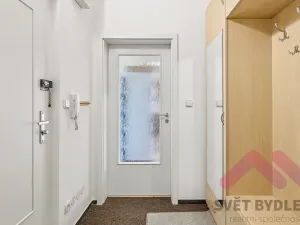 Pronájem bytu 2+kk, Praha - Krč, Tavolníková, 52 m2