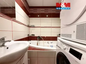 Prodej bytu 3+1, Jirkov, SNP, 68 m2