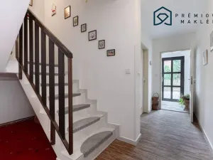 Prodej rodinného domu, Lubenec, Zahradní, 200 m2