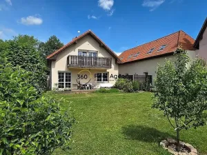 Pronájem rodinného domu, Psáry, U Potoka, 163 m2