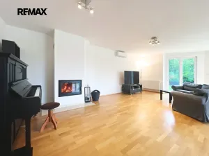 Prodej rodinného domu, Zdiby, U Louže, 275 m2