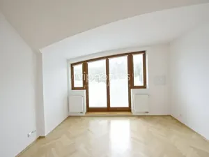 Pronájem rodinného domu, Praha - Nebušice, 253 m2