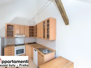 Prodej bytu 2+1, Praha - Nové Město, Ječná, 68 m2