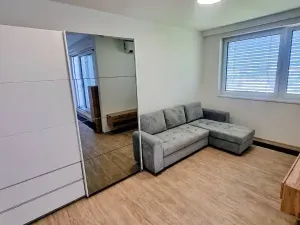 Pronájem bytu 2+kk, Jihlava, Vrchlického, 67 m2