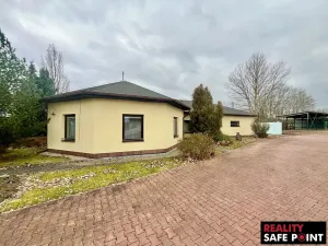 Prodej obchodního prostoru, Zruč-Senec, Plánská, 3159 m2