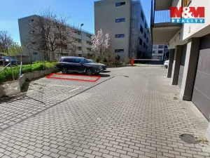 Prodej garážového stání, Brno - Staré Brno, Hybešova, 13 m2