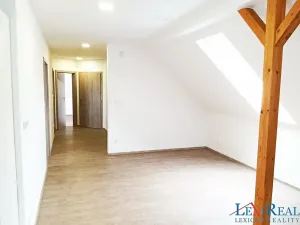 Pronájem bytu 3+kk, Tuchoměřice, Ve Zběrušce, 50 m2