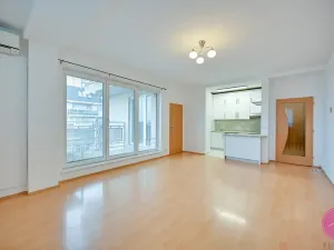 Pronájem bytu 2+kk, Olomouc, Handkeho, 53 m2
