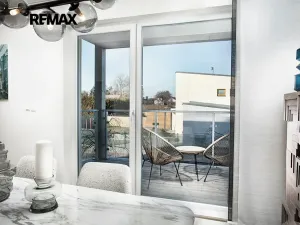 Prodej bytu 2+kk, Hradec Králové, Meruňková, 82 m2