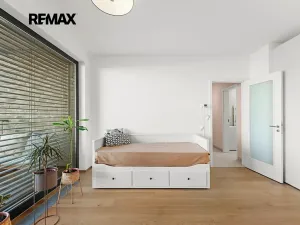 Pronájem bytu 2+kk, Praha - Jinonice, Vladimíra Kobranova, 56 m2