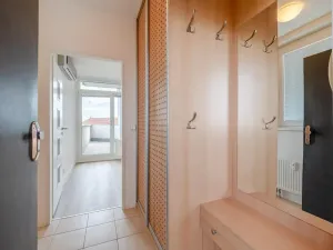Prodej bytu 3+kk, Praha - Vysočany, Skloněná, 74 m2
