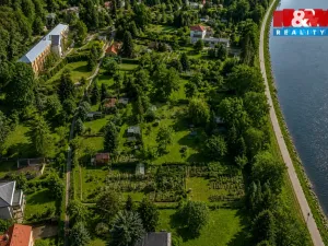 Prodej komerčního pozemku, Praha - Troja, 1770 m2