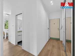 Prodej bytu 3+1, Třeboň - Třeboň II, Nádražní, 63 m2
