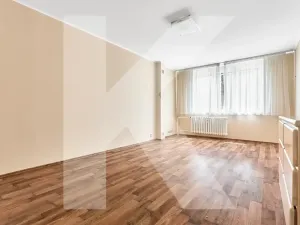 Prodej bytu 3+1, Karlovy Vary, Klínovecká, 86 m2