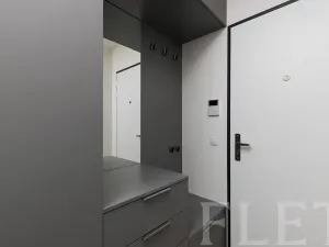 Pronájem bytu 1+kk, Praha - Žižkov, Hartigova, 37 m2
