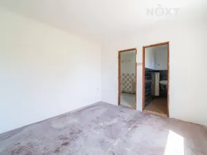 Prodej rodinného domu, Karviná, nám. Ondry Foltýna, 180 m2