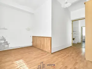 Prodej bytu 2+1, Karlovy Vary, Anglická, 48 m2