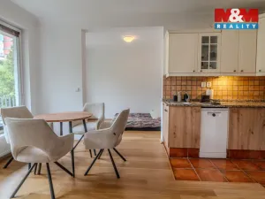 Pronájem bytu 2+kk, Praha, Názovská, 50 m2
