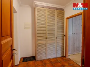 Pronájem bytu 2+kk, Praha, Názovská, 50 m2