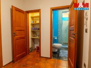 Pronájem bytu 2+kk, Praha, Názovská, 50 m2