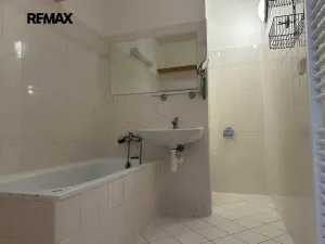 Pronájem bytu 2+kk, Vestec, Na Suchých, 43 m2