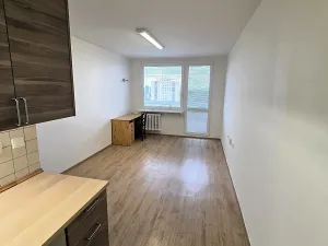 Pronájem bytu 2+kk, Praha - Kobylisy, Třeboradická, 48 m2
