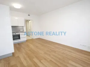 Pronájem bytu 1+kk, Praha - Třebonice, Do zahrádek I, 38 m2