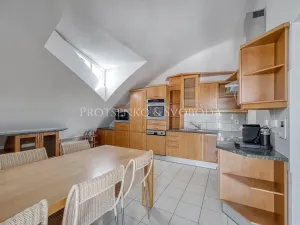 Prodej ordinace, Křižanov, Benešovo náměstí, 530 m2