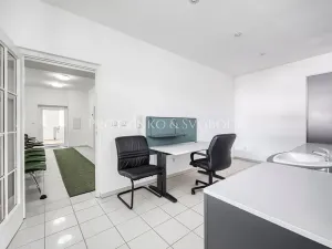 Prodej kanceláře, Křižanov, Benešovo náměstí, 530 m2