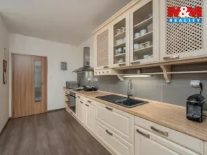 Prodej bytu 3+kk, Včelná, Dolní, 63 m2