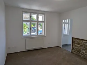 Prodej rodinného domu, Charváty, 52 m2