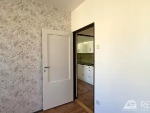 Prodej bytu 3+1, Praha - Vinohrady, náměstí Míru, 62 m2