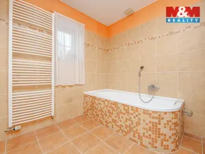 Prodej rodinného domu, Deštné v Orlických horách, 400 m2