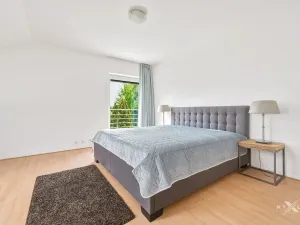 Pronájem rodinného domu, Dolní Břežany, V Úvozu, 420 m2