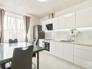 Pronájem bytu 2+1, Vestec, Na Suchých, 50 m2
