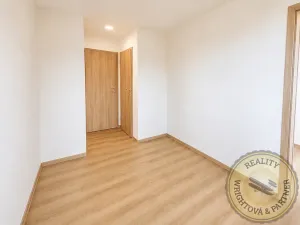 Pronájem bytu 3+1, Praha - Nusle, Pujmanové, 68 m2
