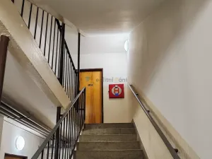 Pronájem bytu 1+1, Praha - Smíchov, Štorkánova, 33 m2
