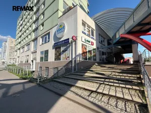 Pronájem výrobních prostor, Praha - Stodůlky, Sluneční náměstí, 105 m2