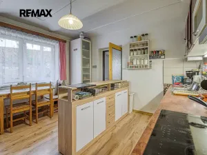 Prodej rodinného domu, Královice, 250 m2