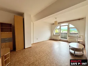 Pronájem bytu 2+1, Plzeň, Hluboká, 52 m2
