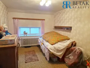Prodej rodinného domu, Oplocany, 230 m2