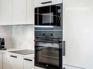 Prodej bytu 2+kk, Praha - Smíchov, Grafická, 70 m2