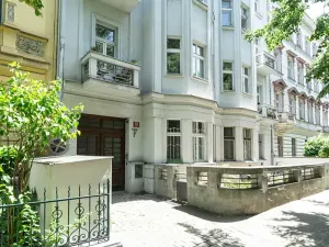 Pronájem bytu 3+1, Praha - Bubeneč, Čechova, 90 m2