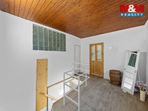 Prodej obchodního prostoru, Děčín - Děčín V-Rozbělesy, Ústecká, 741 m2