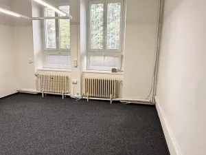 Pronájem kanceláře, Pardubice, Jana Palacha, 23 m2