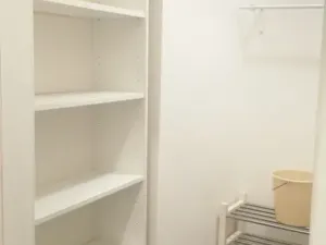 Pronájem bytu 1+kk, Praha - Karlín, Pobřežní, 41 m2