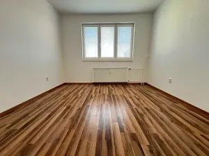 Prodej bytu 2+1, Třinec, Dukelská, 47 m2