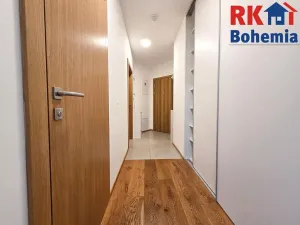 Pronájem bytu 2+kk, Praha, Na Křtině, 64 m2