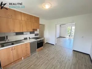 Pronájem bytu 2+1, Přerov, Jižní čtvrť I, 50 m2