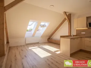 Pronájem bytu 2+kk, Heřmanův Městec, Masarykovo náměstí, 66 m2